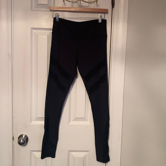 Yogalious Black Athletic, Running Leggings Size S #505 - Picture 1 of 6